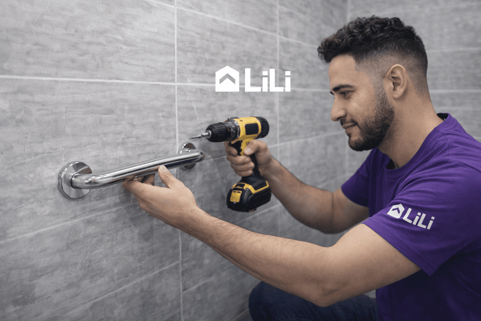 Instalación de Barra de Apoyo para Baño Instalación de Barra de Apoyo para Baño